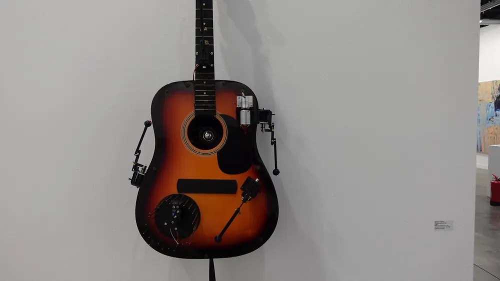 Chitarra meccatronica — miart Milano 2026